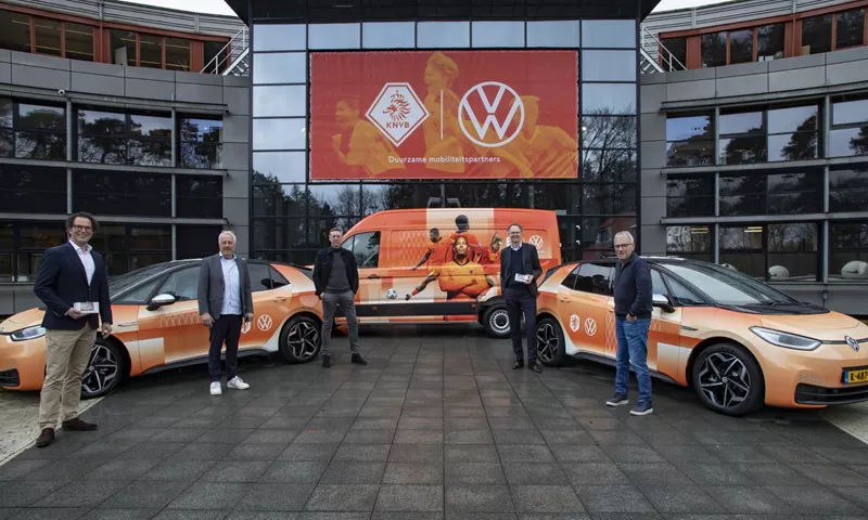 VW En KNVB Werken Samen (Large)